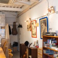 神戸市東灘区住吉本町の賃貸物件/鉄骨や配管をあえてむき出しに