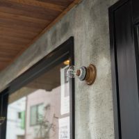 神戸市東灘区住吉本町の賃貸物件/店先の意匠もこだわりが詰まっています