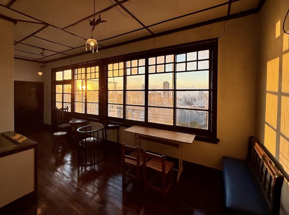 神戸市中央区諏訪山町の賃貸物件/空間の力を感じてしまう夕景