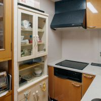 神戸市灘区六甲山町西谷山の売買物件/キッチン。L字のカウンター