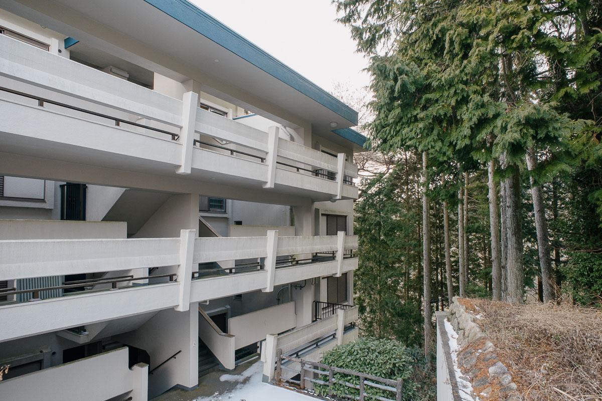 神戸市灘区六甲山町西谷山の売買物件/外観冬