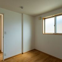 宝塚市高司の賃貸物件/2階のROOM1。事務所やアトリエとして使うのもアリかも