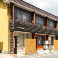 宝塚市高司の賃貸物件/こちらは雑貨屋さんや紅茶専門店、サロンなども