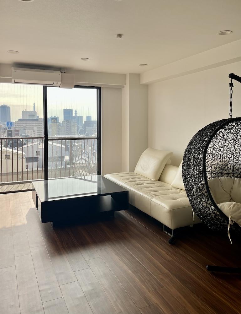 神戸市中央区北野町の賃貸物件/家具付です。