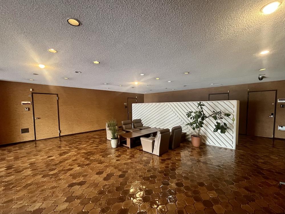 神戸市中央区北野町の賃貸物件/品のあるロビー