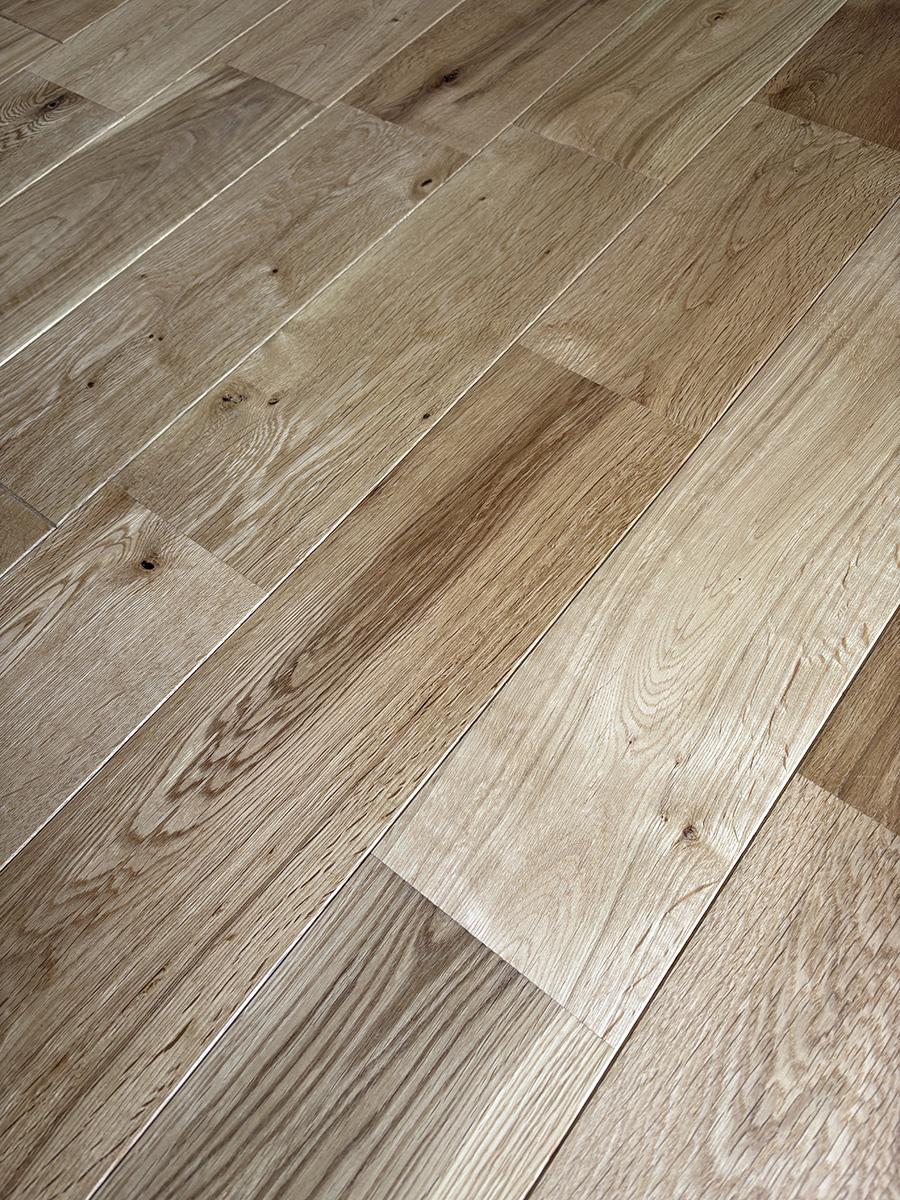 神戸市垂水区舞子台の賃貸物件/オークの無垢床です