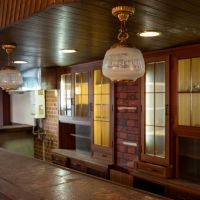 神戸市北区鈴蘭台東町の賃貸物件/食器棚は修理して使いたいところ