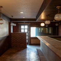 神戸市北区鈴蘭台東町の賃貸物件/今は半分シャッターが閉まっていますが、開けると大きめの水平窓