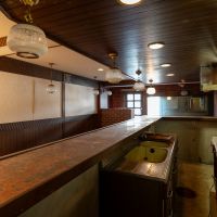 神戸市北区鈴蘭台東町の賃貸物件/カウンターの常連さんとマスターの絵が浮かぶ