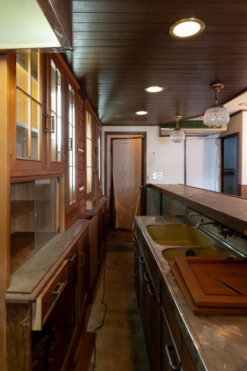 神戸市北区鈴蘭台東町の賃貸物件/厨房設備はすべて新調する必要があります