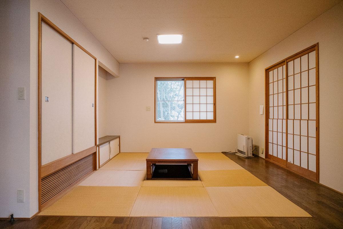 神戸市北区道場町生野の売買物件/和室には掘り炬燵が。