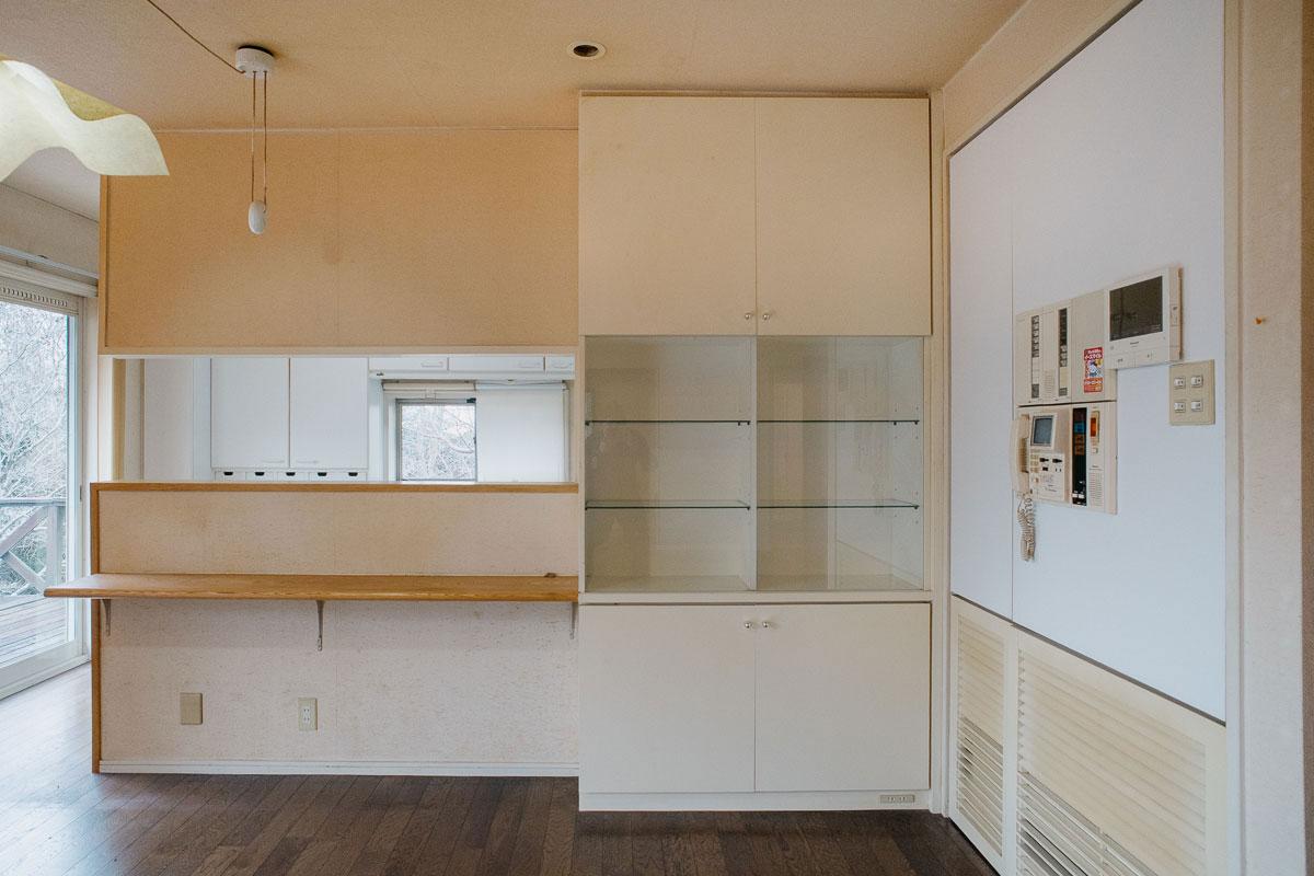 神戸市北区道場町生野の売買物件/建て付けの家具もシンプルで機能的