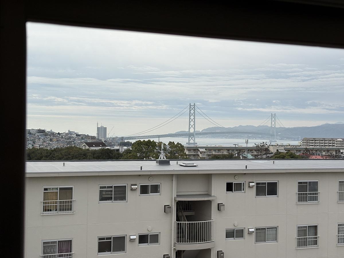 神戸市垂水区神陵台の賃貸物件/部屋からも橋