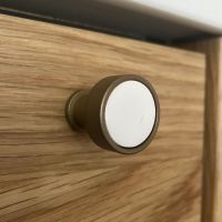 芦屋市楠町の賃貸物件/真鍮&times;陶磁器のつまみ