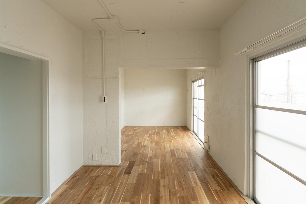 神戸市東灘区森北町の賃貸物件/2間の和室だったのをつなげてゆったりとしたリビングに