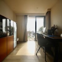 神戸市垂水区塩屋町の売買物件/居室との境界線が曖昧で自由度が高い2階ホール。