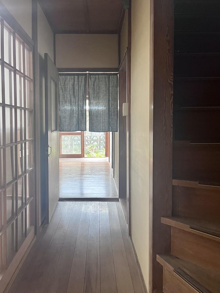 神戸市長田区西山町の売買物件/廊下の風情