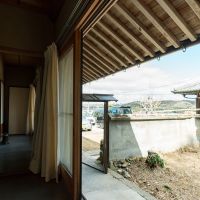 神戸市北区淡河町勝雄の売買物件/縁側から庭を見る