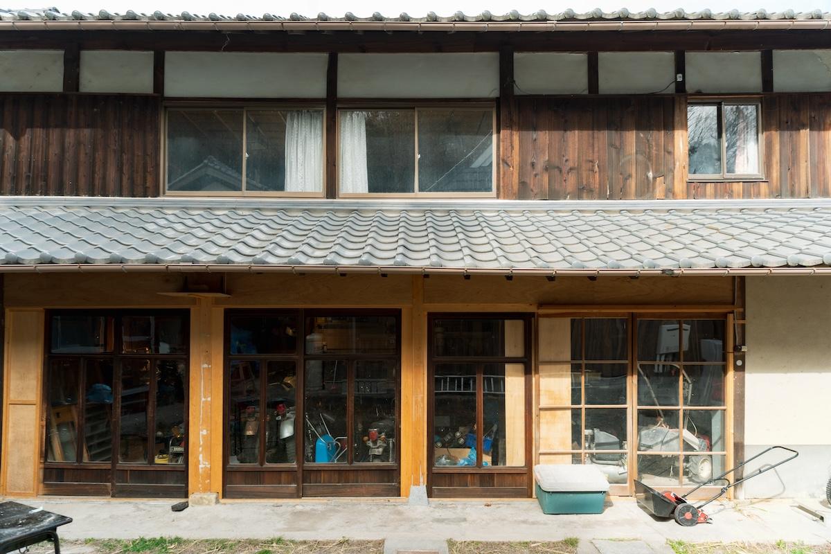 神戸市北区淡河町勝雄の売買物件/2階建ての納屋