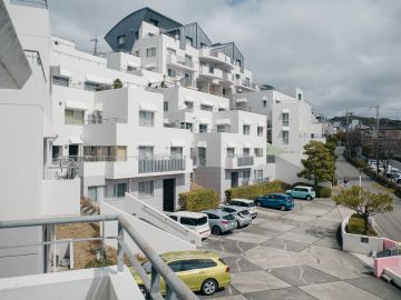 西宮市東山台の売買物件/山望むエーゲの街