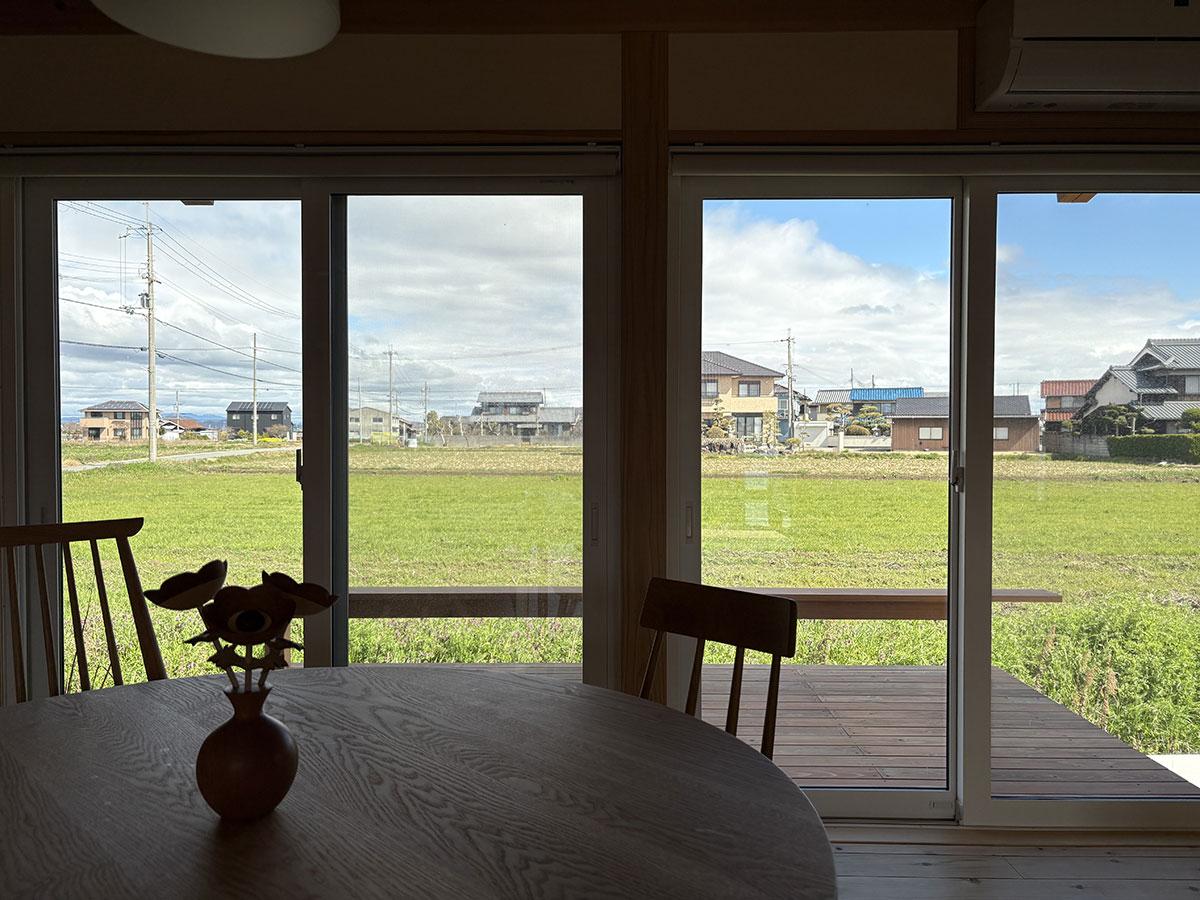 加古郡稲美町加古の売買物件/室内からファームビュー