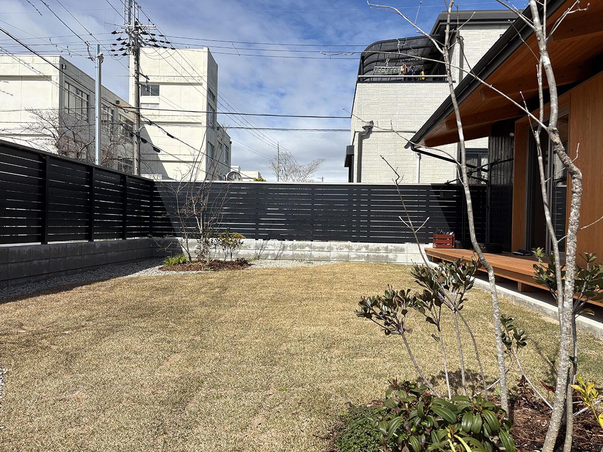 加古郡稲美町加古の売買物件/広い庭