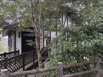 佐用郡佐用町下徳の売買物件/森の深く、火を灯す家。