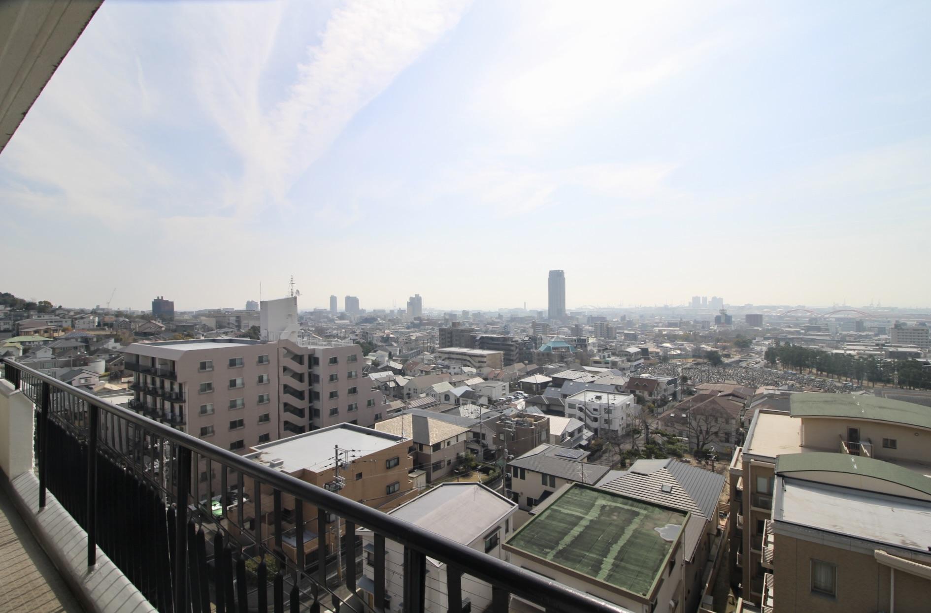 神戸市東灘区御影山手の賃貸物件/この眺望は最上階の特権です。