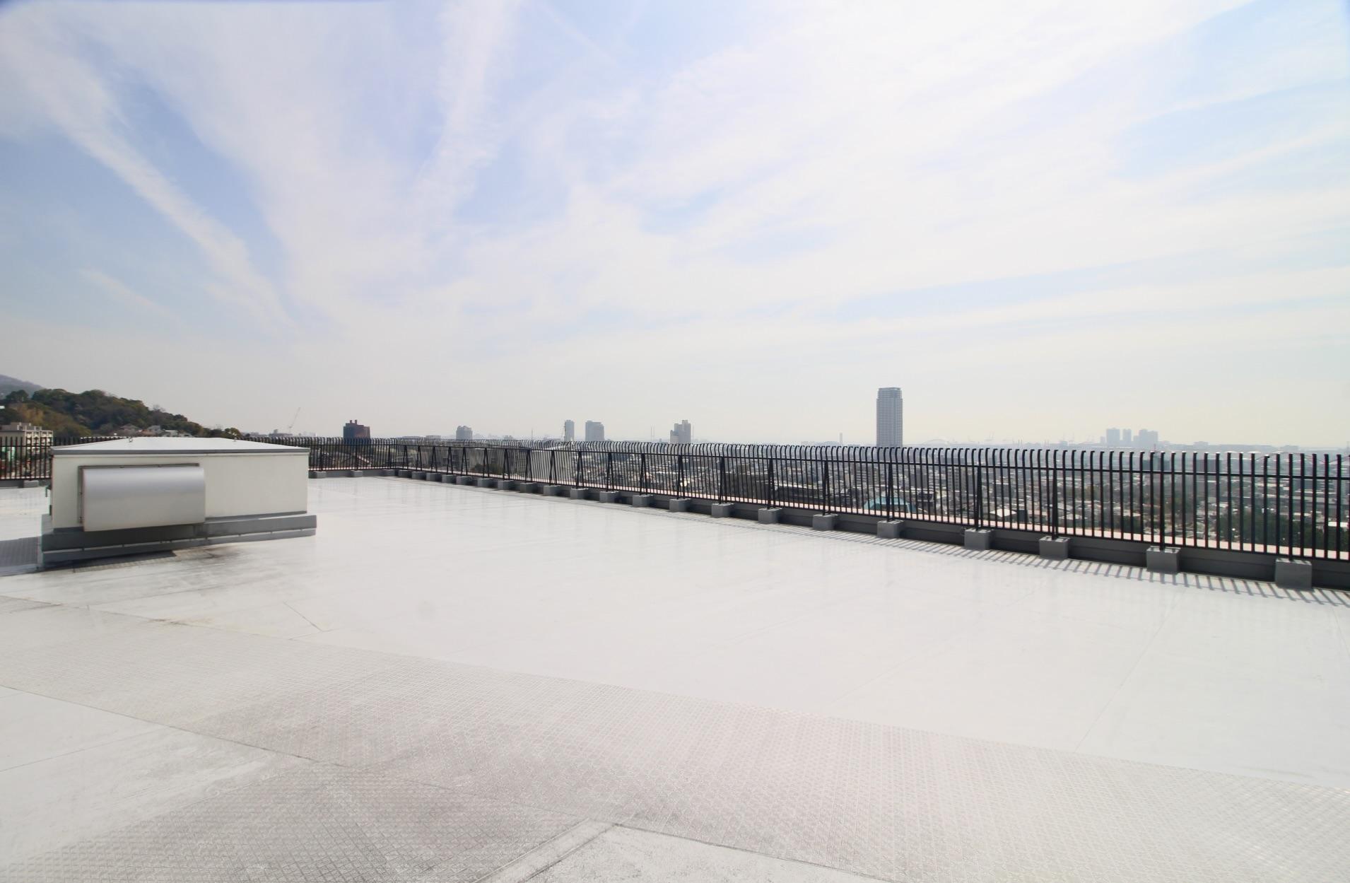 神戸市東灘区御影山手の賃貸物件/屋上からパノラマの景色。