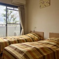 西宮市桜町の売買物件/朝、目が覚めるとこんな寝室だったら、目覚めも良さそう。