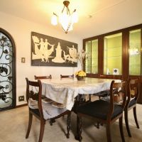 芦屋市平田町の売買物件/優雅な雰囲気のLD。