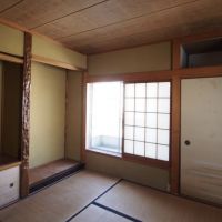 神戸市垂水区塩屋台の売買物件/２階、北側和室、仕上げはちょっと古くなってます