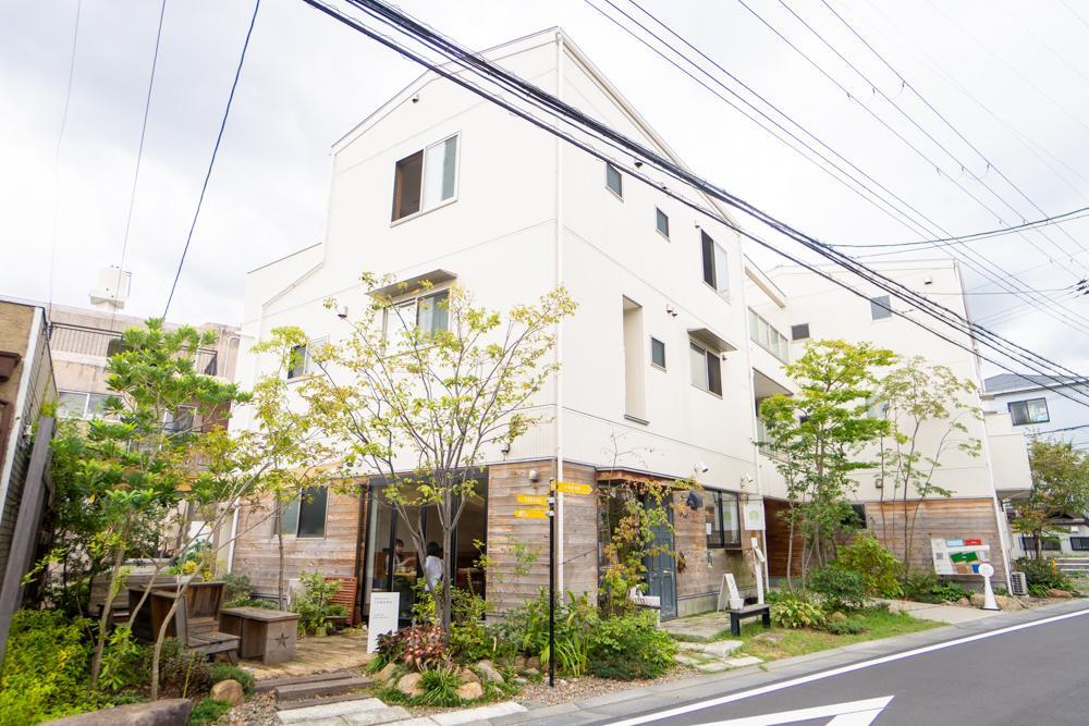 宝塚市高司の賃貸物件/町の中の&rdquo;小さな町&rdquo;には住居・店舗・事務所・アトリエが集まる