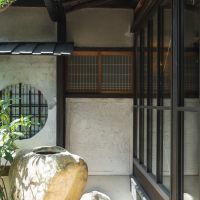 三田市三田町の賃貸物件/趣きある丸窓