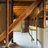 三田市三田町の賃貸物件/あらわになった階段