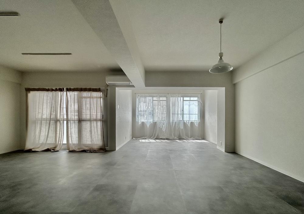 神戸市垂水区塩屋町の賃貸物件/柔らかいベールに包また部屋。遠くには大海原が広がり今にも潮騒が聞こえてきそう