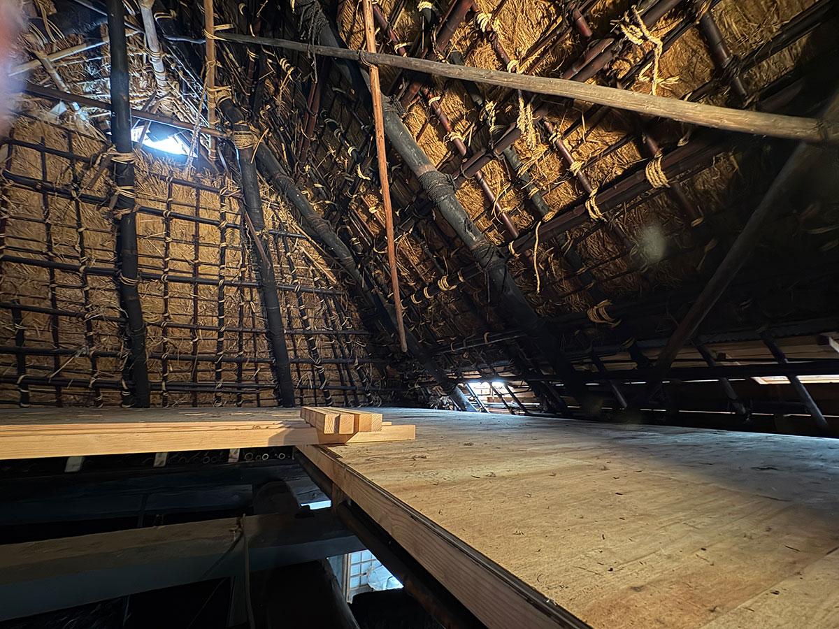 丹波篠山市北嶋の売買物件/母屋の天井裏、迫力あります。