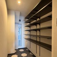 神戸市中央区葺合町蝉山の売買物件/広い土間に大きいシューズインクローゼット