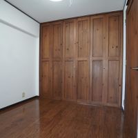 西宮市南越木岩町の賃貸物件/寝室にちょうどよさそうな洋室