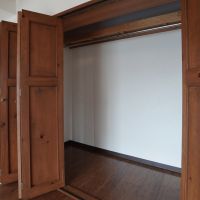 西宮市南越木岩町の賃貸物件/しっかり奥行きのあるクローゼット