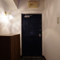 西宮市南越木岩町の賃貸物件/入口から雰囲気あり