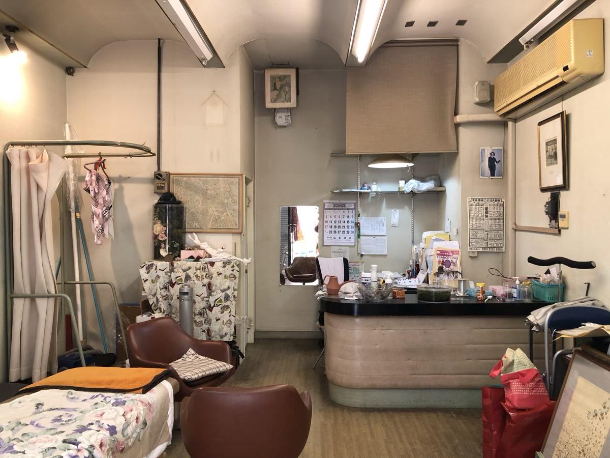 姫路市古二階町の賃貸物件/踏み入れると天井高の高い空間が。
