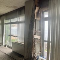 神戸市垂水区塩屋町の売買物件/2階の柱にも漏水跡があります。