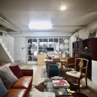 芦屋市翠ケ丘町の売買物件/愛車を愛でながら過ごせる、大人の隠れ部屋のような1階。