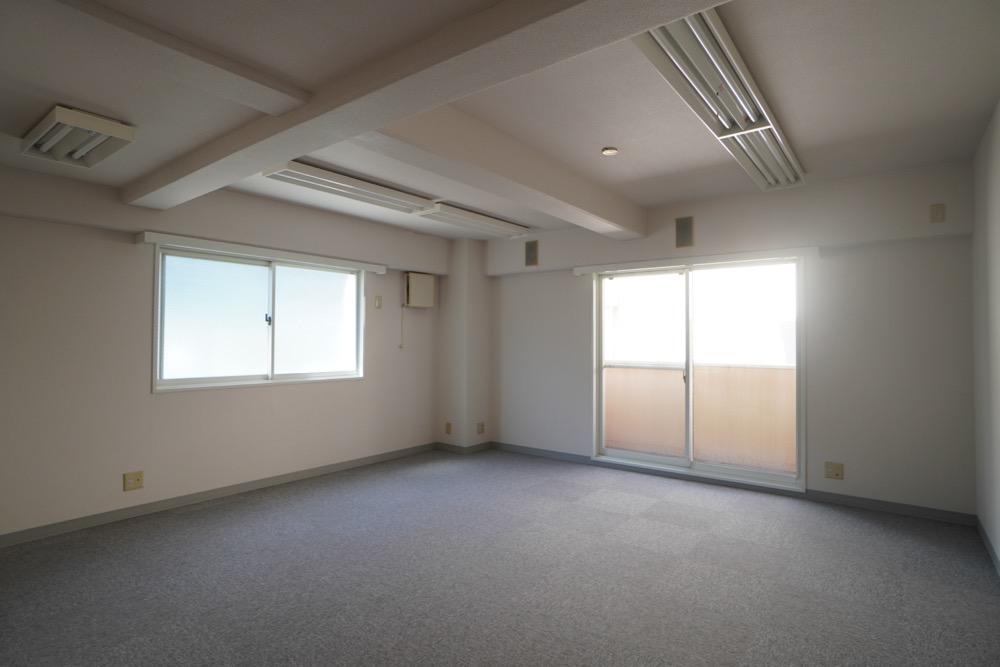 神戸市中央区北野町の賃貸物件/事務所利用向きの401号室。