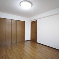 神戸市中央区北野町の賃貸物件/収納のある洋室。寝室や子ども部屋にもよさそうです。（405号室）