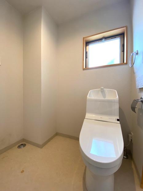 宝塚市高司の賃貸物件/トイレと脱衣所は一体