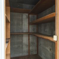 西宮市高座町の売買物件/ドライエリアの横には倉庫も付いていました