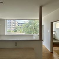 芦屋市翠ケ丘町の賃貸物件/開放的な2階の雰囲気も気持ちがいい。