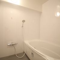 神戸市中央区下山手通の売買物件/水回りはすべて新調済み。気持ちよく新生活を始められます。